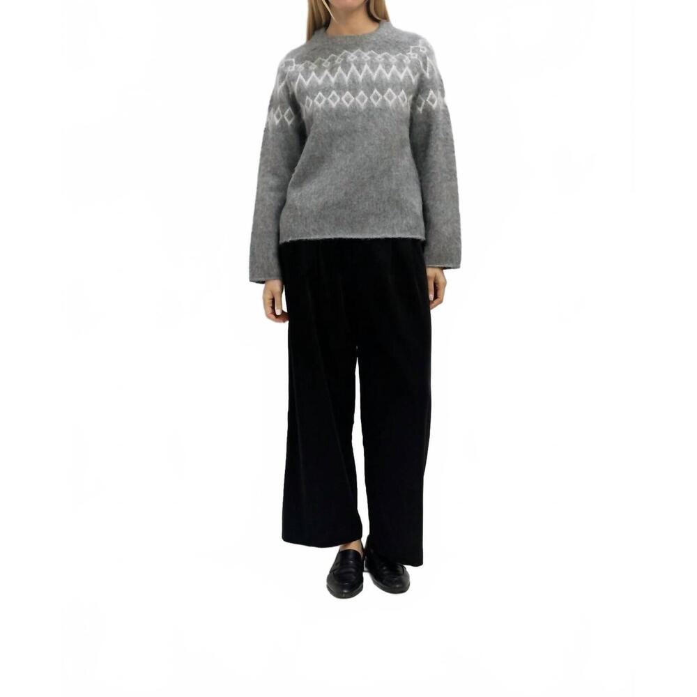 Mod Ref Gray & White Fair Isle Crewneck Sweater - Picture 4 of 5